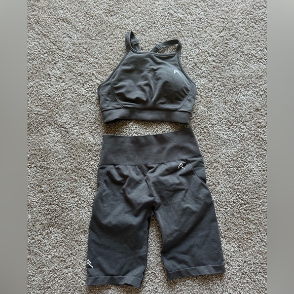 Oner Active Effortless Biker Shorts - Picture 2 of 5